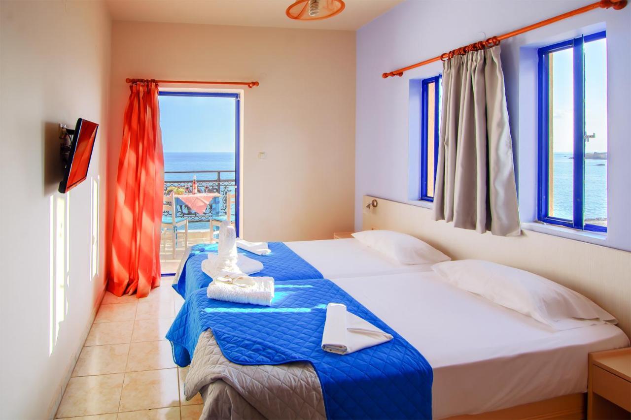 Scorpios Family Rooms Palaiochora Exteriér fotografie