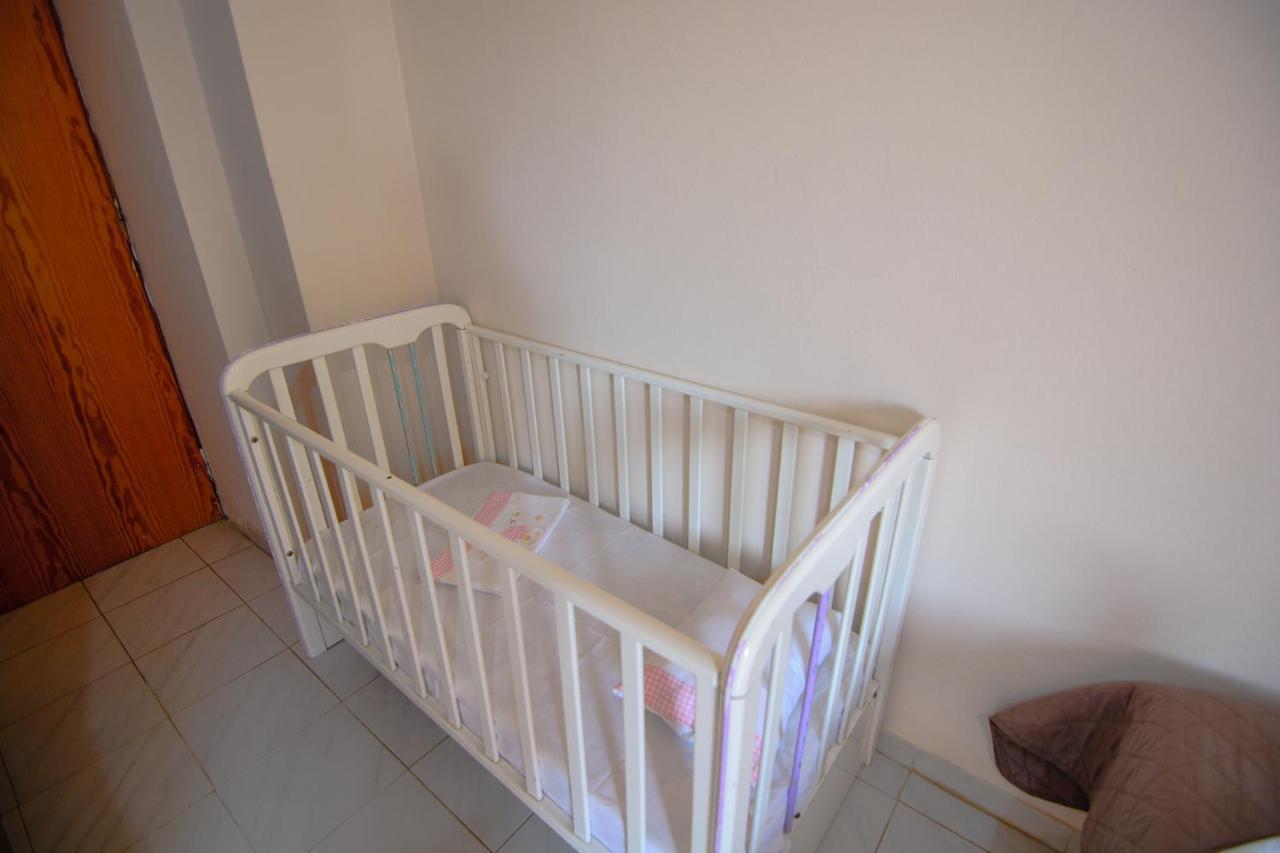 Scorpios Family Rooms Palaiochora Exteriér fotografie