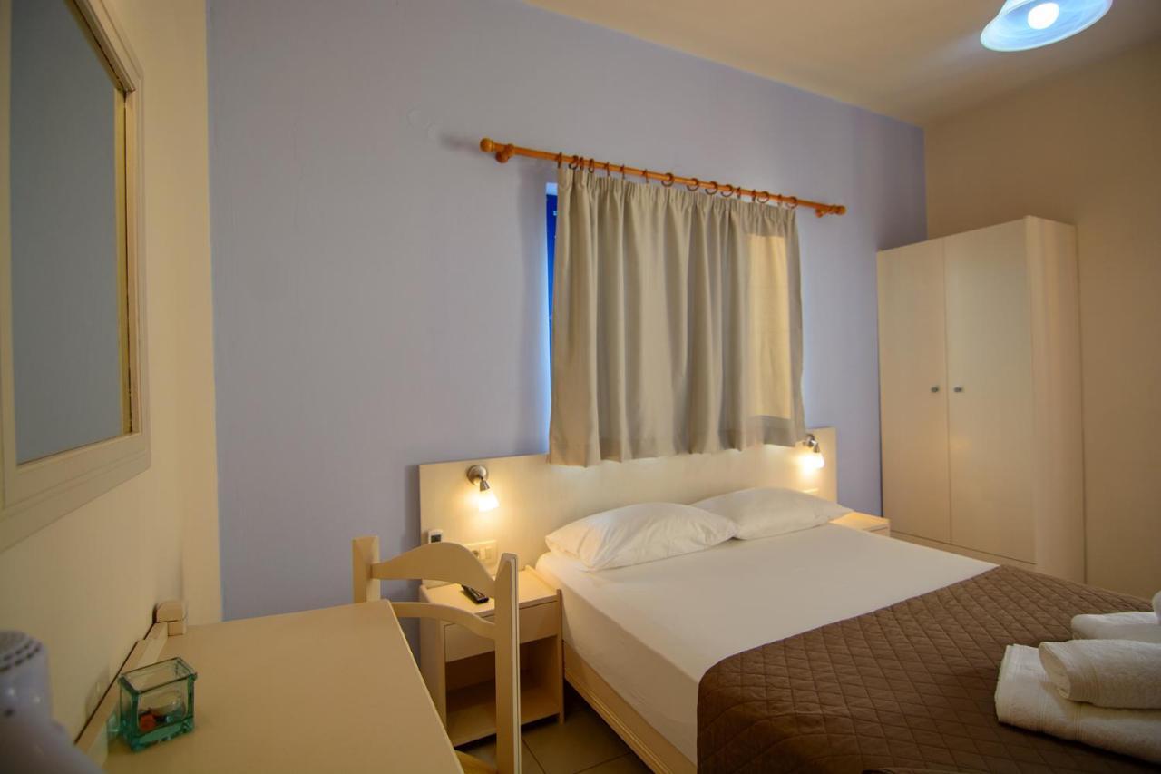 Scorpios Family Rooms Palaiochora Exteriér fotografie